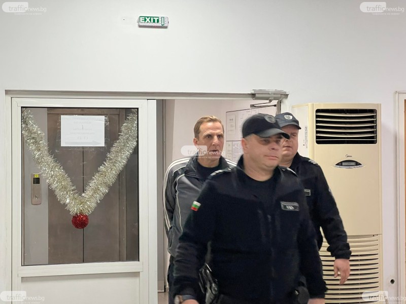 Алкохолик, лежал за убийство, посегна и на майка си