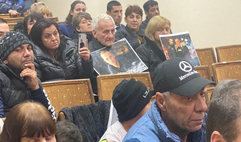 Гешев се срещна с близки на загинали и пострадали в катастрофи