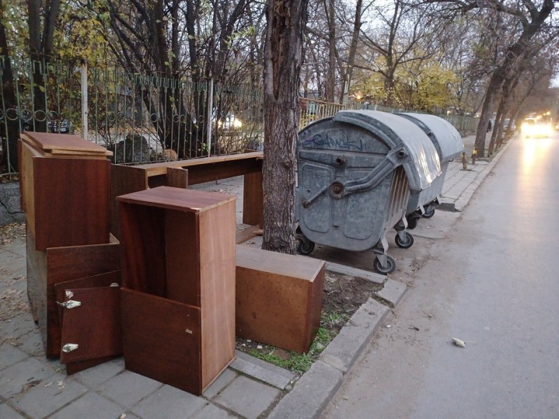 „Чистота“ ще събира едрогабаритни отпадъци и по празниците