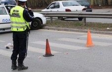 Мъж почина след катастрофа край Садово, кола помете пешеходка в Пловдив