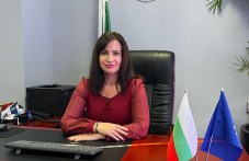 kmetat-perushtitsa-posreshtame-967.jpg