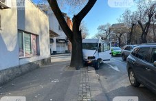 mikrobus-se-zabi-sarvo-plovdiv-676.jpg