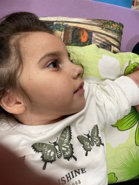 Лечението на Бела в Турция продължава, сумата е непосилна за семейството й