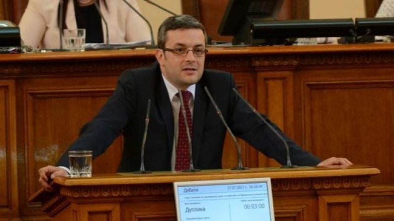 Тома Биков: Мандат на ДБ е единственият реалистичен вариант