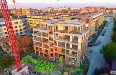 parvo-seriozno-satresenie-pazara-imoti-485.jpg