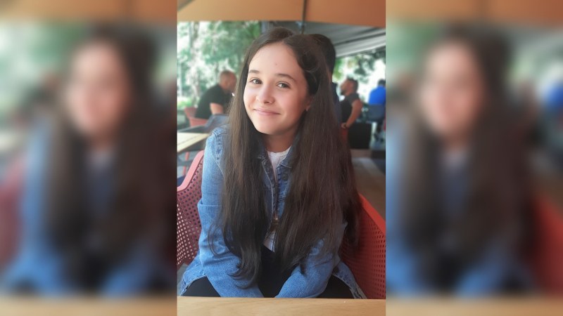 13-годишната Мариела има нужда от скъпо лечение, за да живее нормално