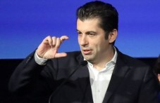 kiril-petkov-triabva-da-sprem-da-703.jpg