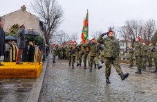 Военнослужещи положиха клетва пред паметника на Апостола в Карлово