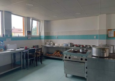 Детски кухни ще заработят в селата Първенец, Брестовица и Устина