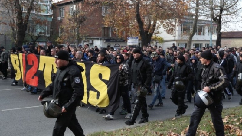 Затварят основни булеварди днес заради протест на футболни фенове