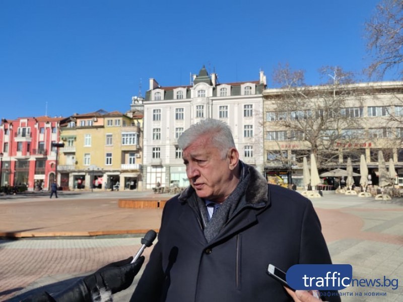Зико: Всички сме нетърпеливи да видим Колежа завършен, но напрежението пречи на работата