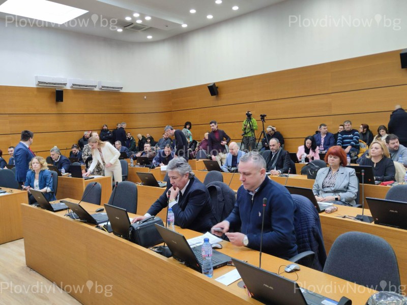 Съветниците гласуваха 32,7 млн лева за стадионите