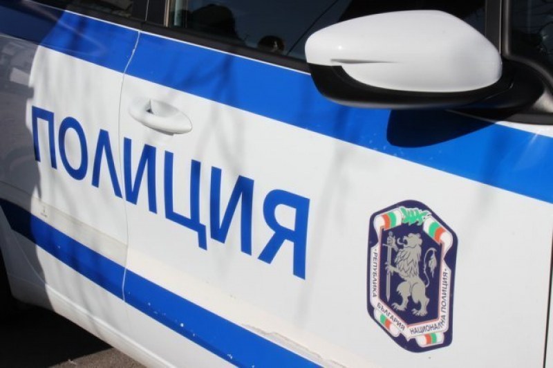 Тийнейджър от Асеновград спа в ареста заради трева