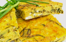 fritata-sas-sirene-i-luk-chudesna-896.png