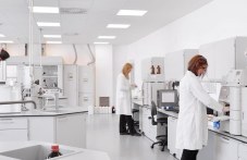 laboratoriia-sinevo-pravo-otgovor-880.jpeg