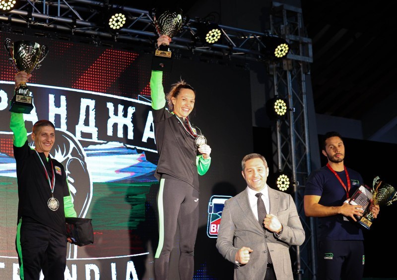 Боксьорката Станимира от Асеновград спечели купа “Странджа“, при мъжете - Радослав Росенов