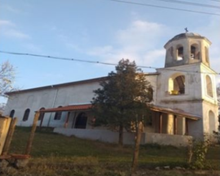 Да помогнем! Църква, палена, срутена и възкръснала, отново се руши