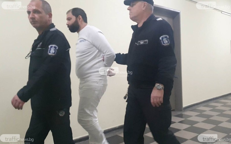 Остава в ареста румънецът, измамил и ограбил възрастна жена в Пловдив