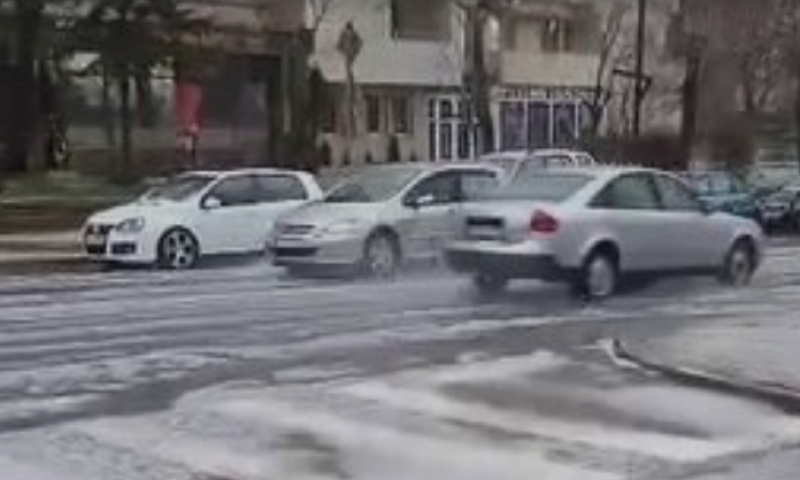 Градушка удари крайните южни райони в страната