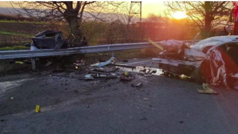 Трима ранени и четирима загинали в тежката катастрофа край Пловдив