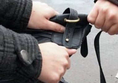 Ограбиха жена в Асеновград, крадци издърпаха раницата й с вещи и пари