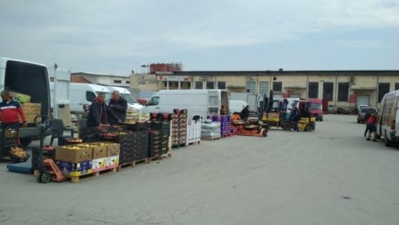 Полицейски акции в зеленчуковите борси, включително и в Първенец