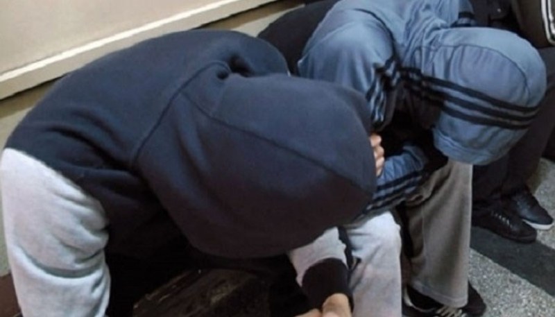 Задържаха момчета, ограбили тийнейджър в Пловдив