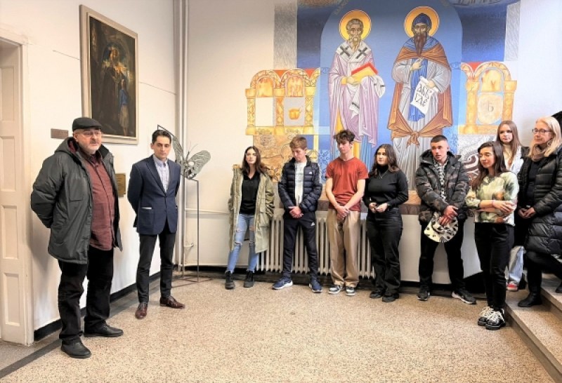 Ученици от Художествената се представиха блестящо на конкурса “България и нейната култура“