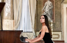 svetovnoizvestna-pianistka-izbra-689.png
