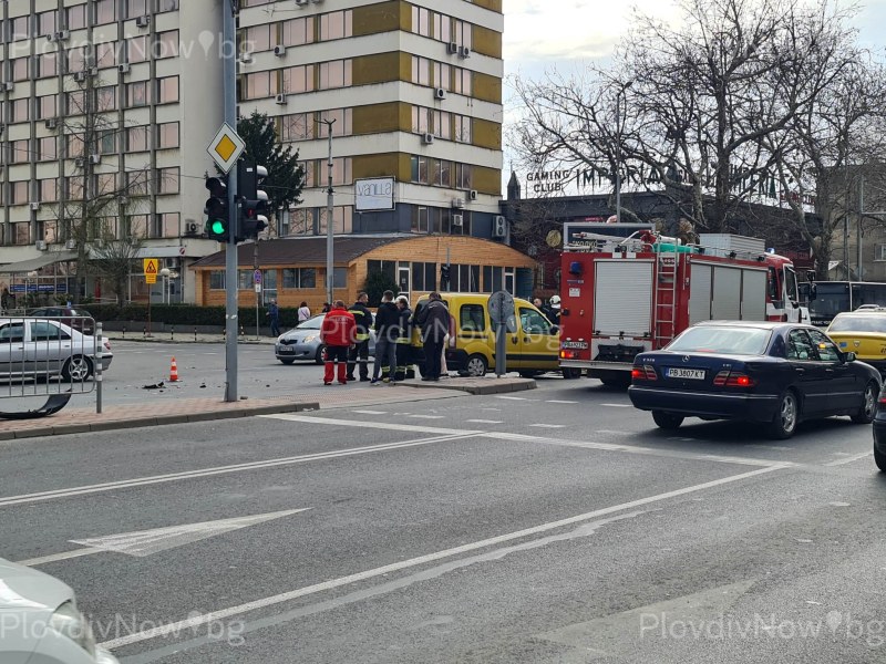 Тежка катастрофа стана в центъра на Пловив