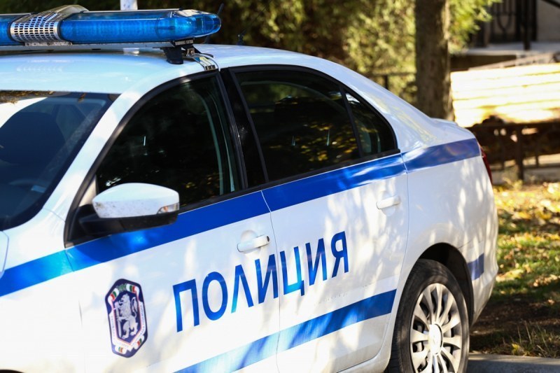 Екшън! Крадец от Пловдив се хвърли в река, за да избяга от полицаите
