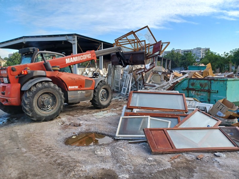Събират едрогабаритни отпадъци от кварталите в Пловдив и следващата седмица