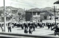 na-tozi-den-nasilstvena-smiana-555.jpg