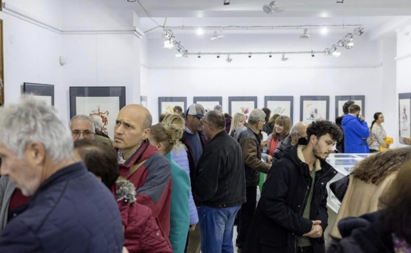 Изложбата на Салвадор Дали остава в Перущица още месец и половина