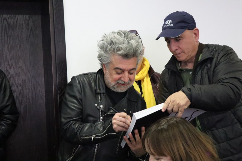 Пловдивчани уважиха представянето на албума и сайта на емблематичната група РъБ