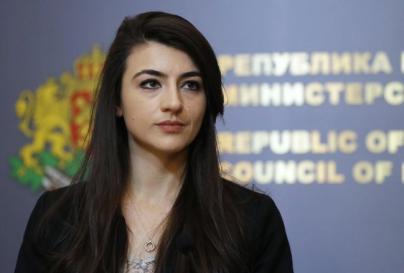 Лена Бориславова подаде оставка като депутат