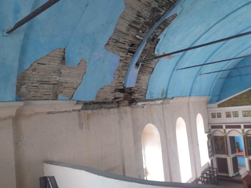 На Великден: В Смилец се молят да имат църквата, която залужават