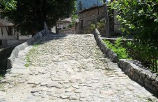 na-tozi-den-aprilskoto-vastanie-izbuhva-932.jpg