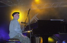 usmivkata-dzhazaizlachvat-film-maestro-002.jpg
