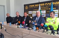 s-kontsert-i-praznichna-programa-902.jpg