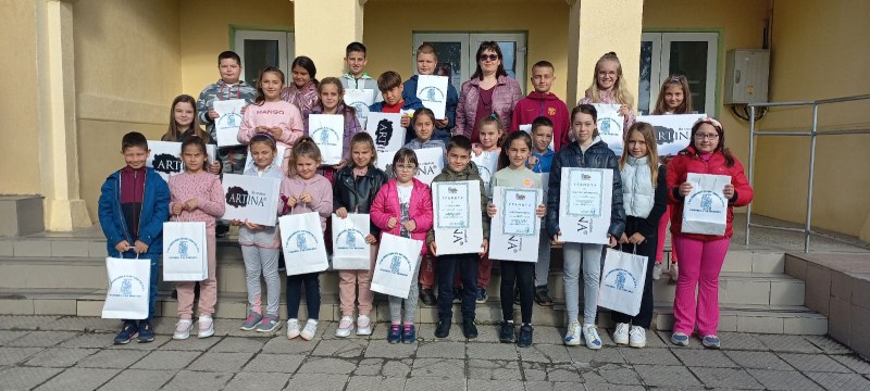 Децата на Съединение рисуваха за конкурса “С очите си видях бедата“