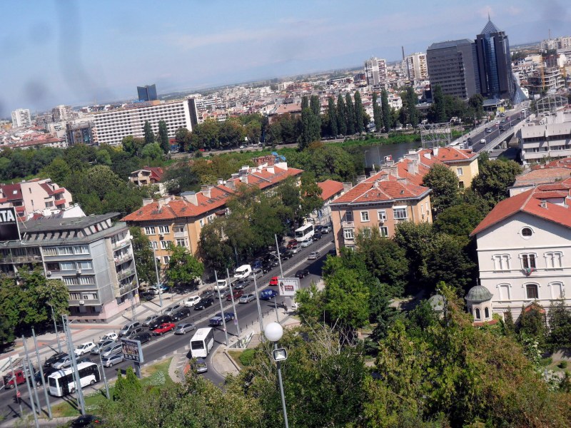 Безплатна Синя зона в Пловдив на 1 май, автобусите - с празнично разписание