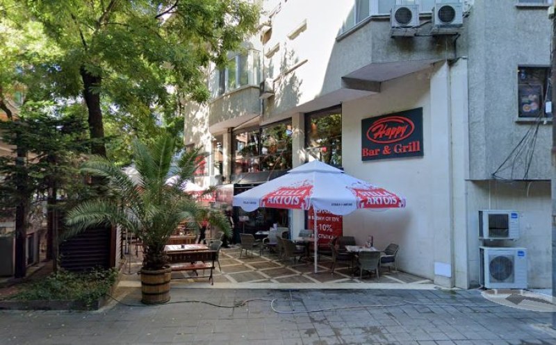 РДНСК: Новата част на ресторант „Хепи“ срещу Новотела е незаконно построена