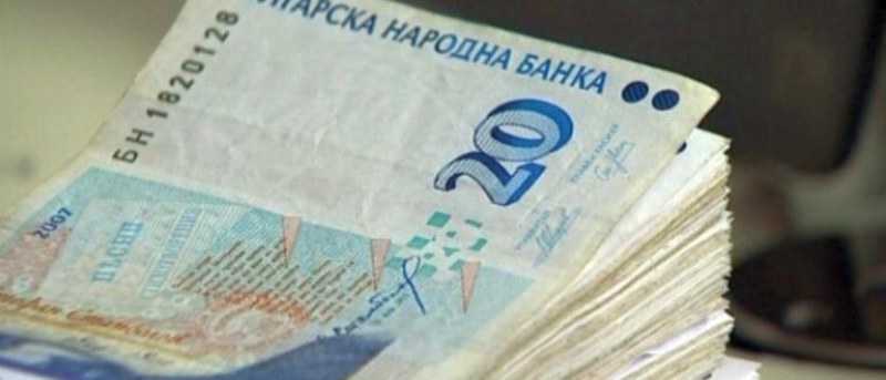 Синдикат предлага минималната заплата да не се облага с данък