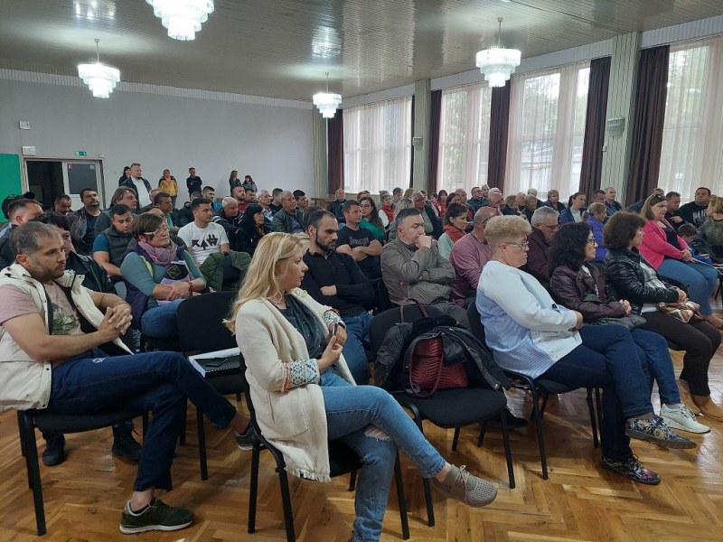 Напрежение между НИНКН и жители на град Баня