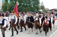 zapochvat-tarzhestvata-147-godini-159.jpg