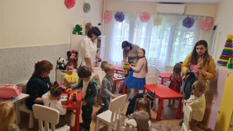 С първа закуска 15 украински деца деня започнаха своя нов център