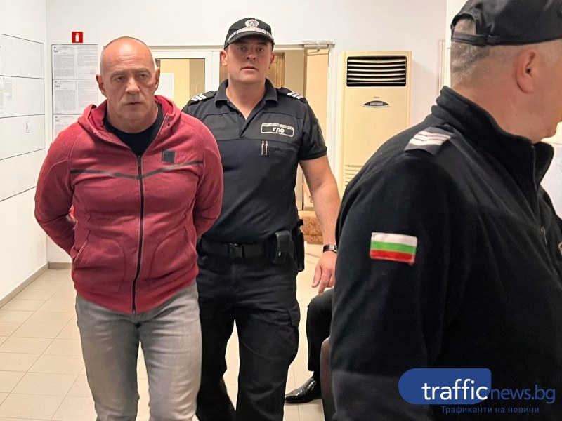Помагачът на мъжа, залял с киселина гадателката Тони, изпълнявал и друг път поръчки