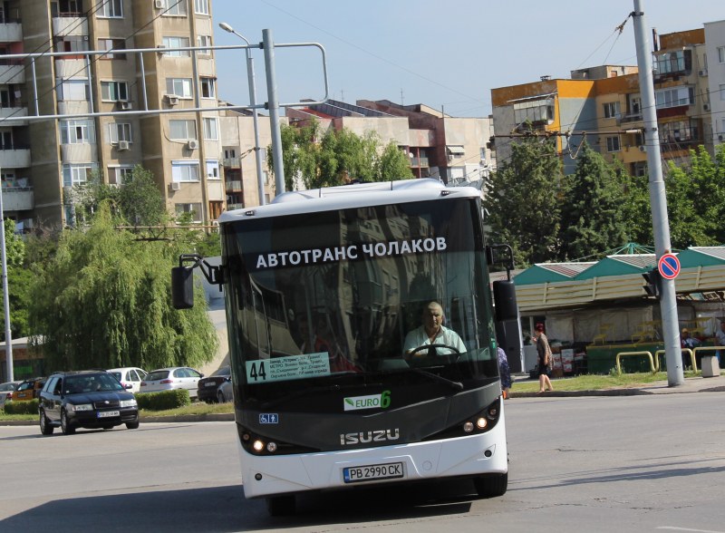 Затварят част от булевард в Тракия, три автобуса променят маршрута си