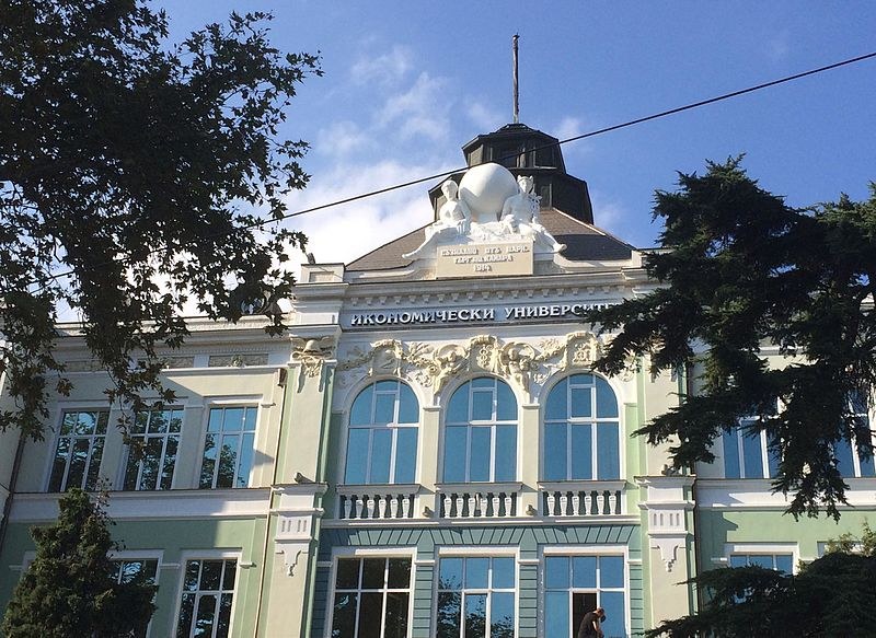На този ден: Основан е най-старият икономически университет в България
